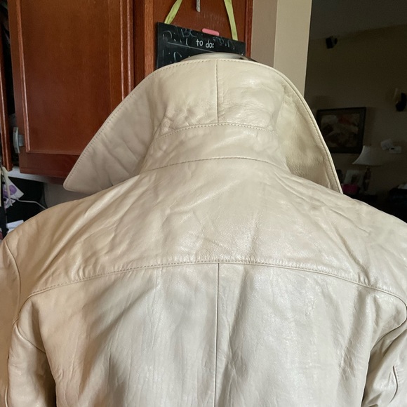 Gen. Leather Vintage Express Ivory/Cream Jacket 5/6, Pre-owned - Picture 16 of 16